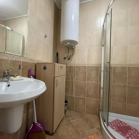 Sea Breeze Apartament *
